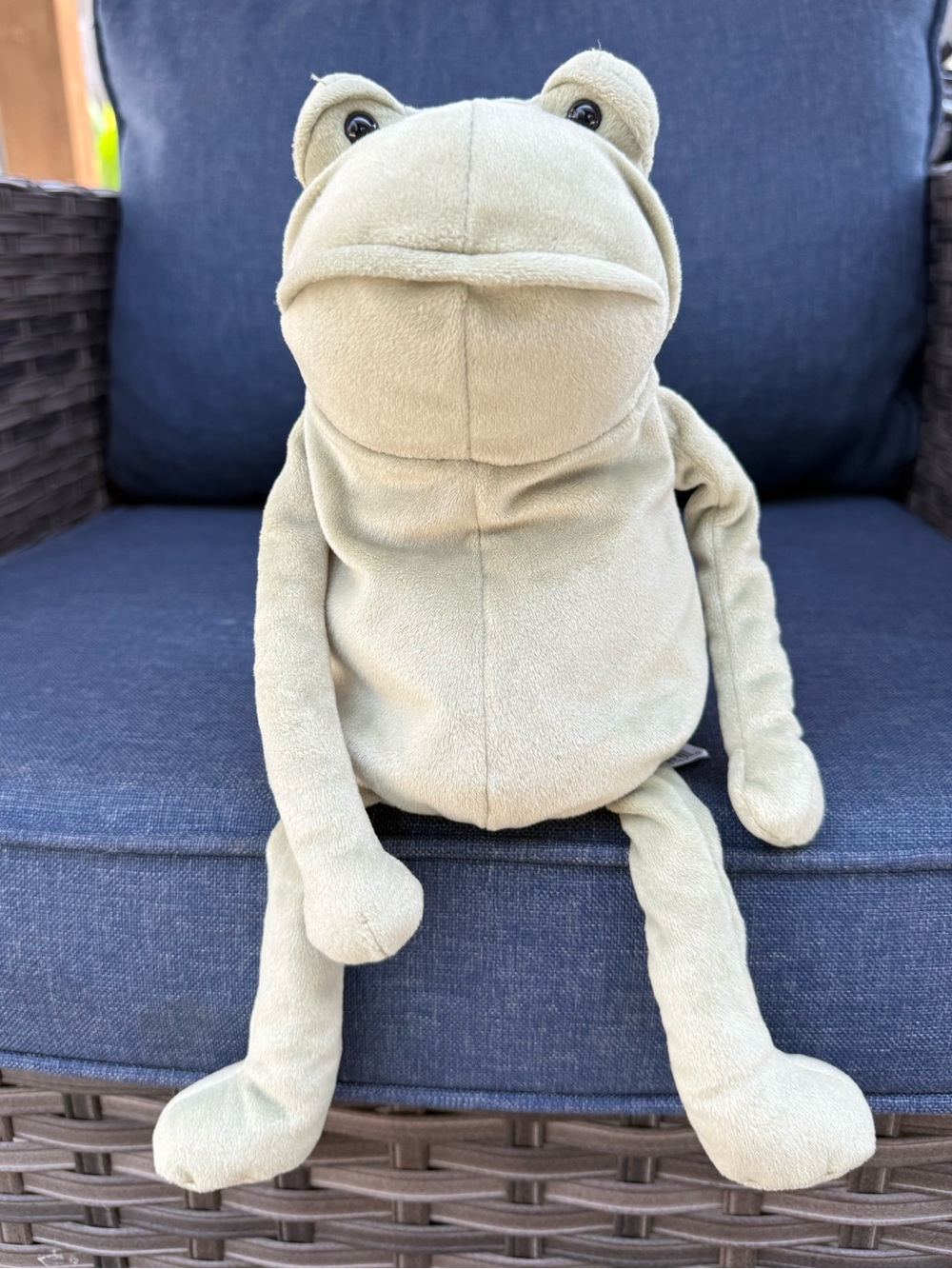green frog jellycat